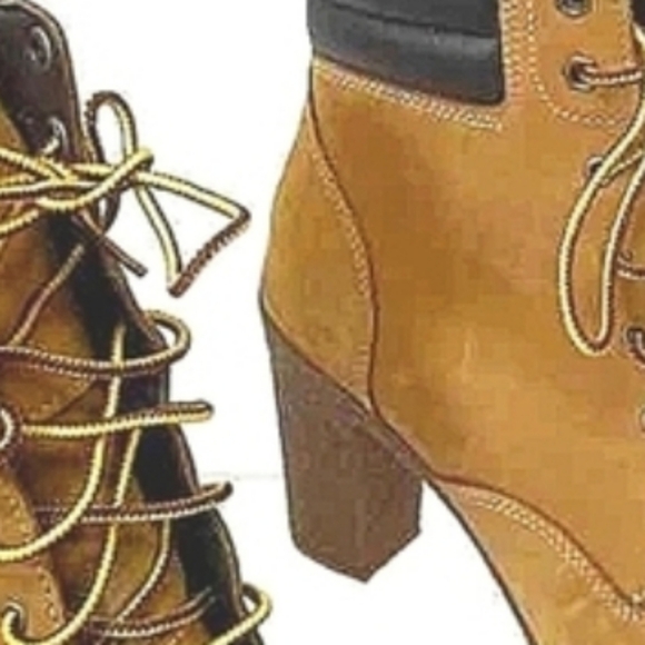 Like New!! Timberland Heeled Lace Up Boots Womens Size 7 - Picture 10 of 10